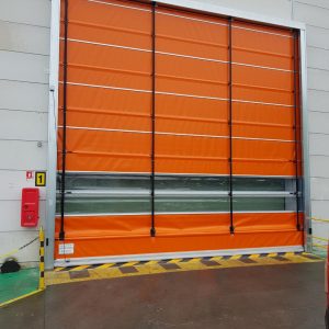 Porte rapide Porte rapide posée par Nord Equipement Fermetures